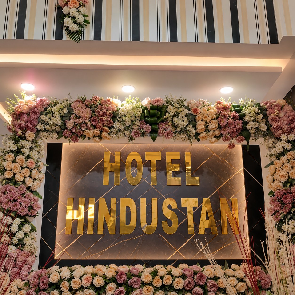 Hotel Hindustan Lobby Entrance